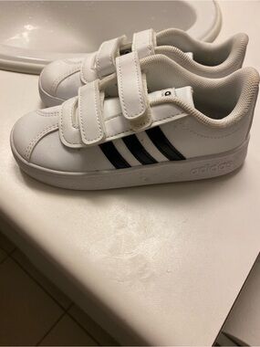 adidas Kids White Sneakers with Black Stripes - Velcro Closure